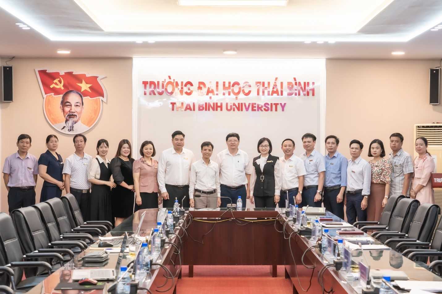 HỘI NGHỊ TRAO ĐỔI HỢP TÁC GIỮA TRƯỜNG ĐẠI HỌC THÁI BÌNH VÀ CÔNG TY CỔ PHẦN HỌC VIỆN TRÍ NAM